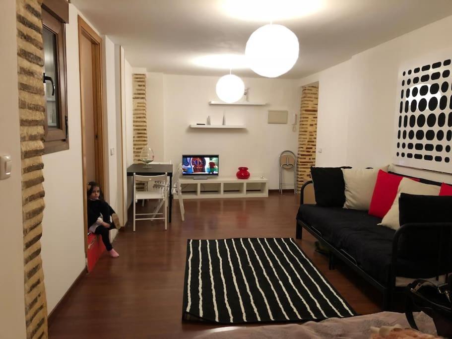Apartamento Coqueto En Pleno Casco Antiguo Apartment โตเลโด ภายนอก รูปภาพ